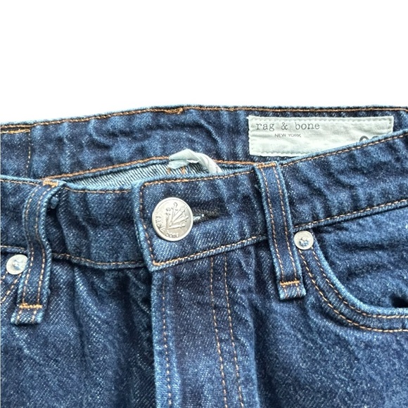 Rag & Bone Alex High Rise Straight in Rinse Dark Wash Rigid Denim Jeans Size 26 - Picture 4 of 9